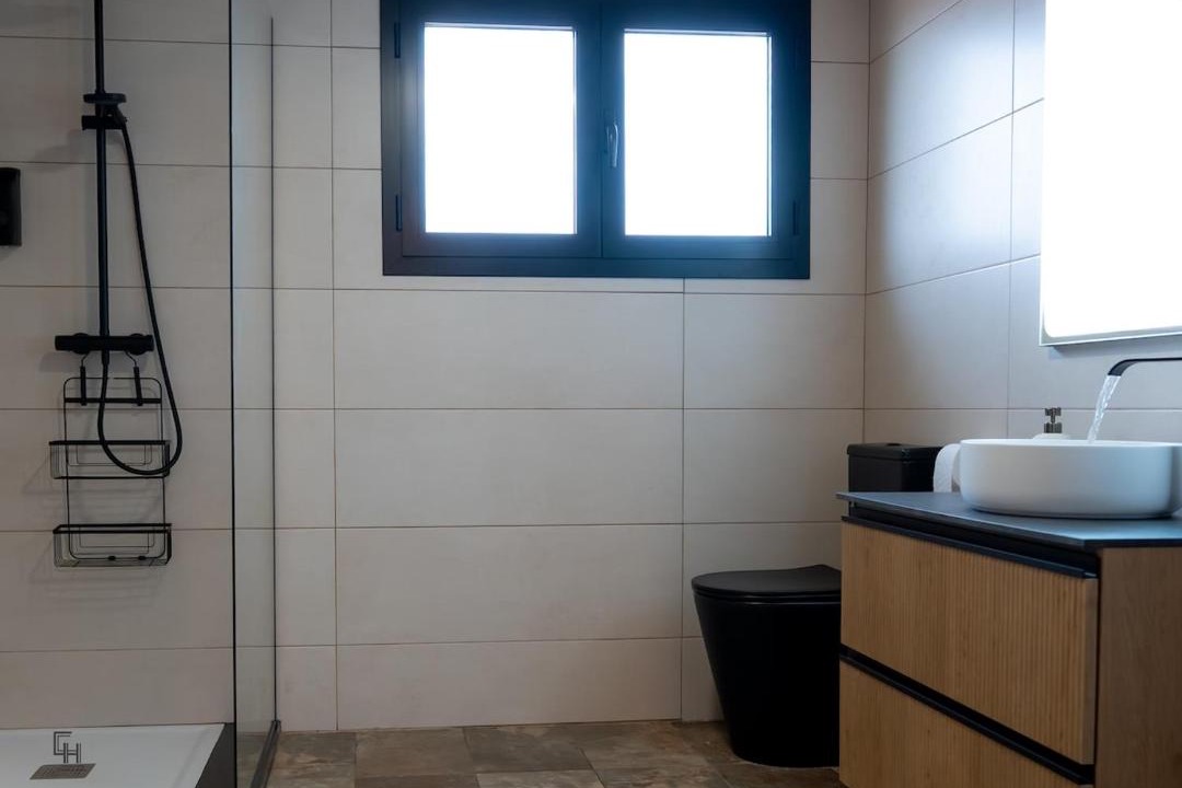 Photo of Bathroom in El Herrumblar
