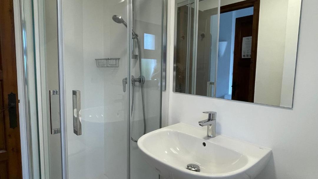 Photo of Bathroom in Pals