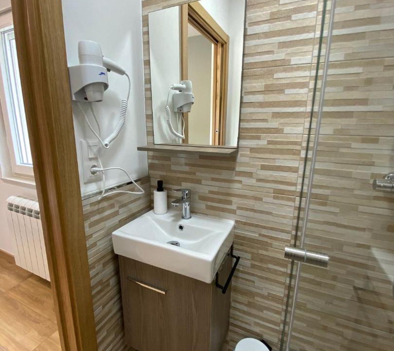 Photo of Bathroom in Triacastela