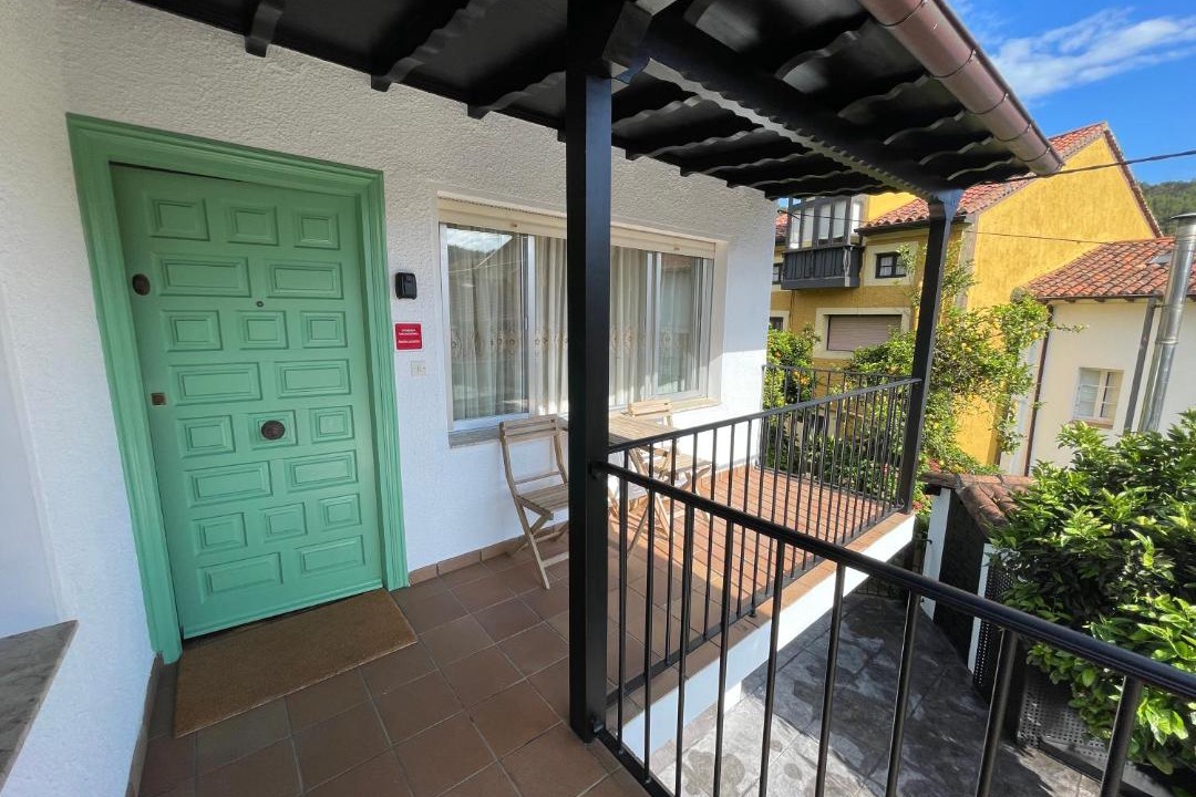 Photo of Patio Balcony in Novales