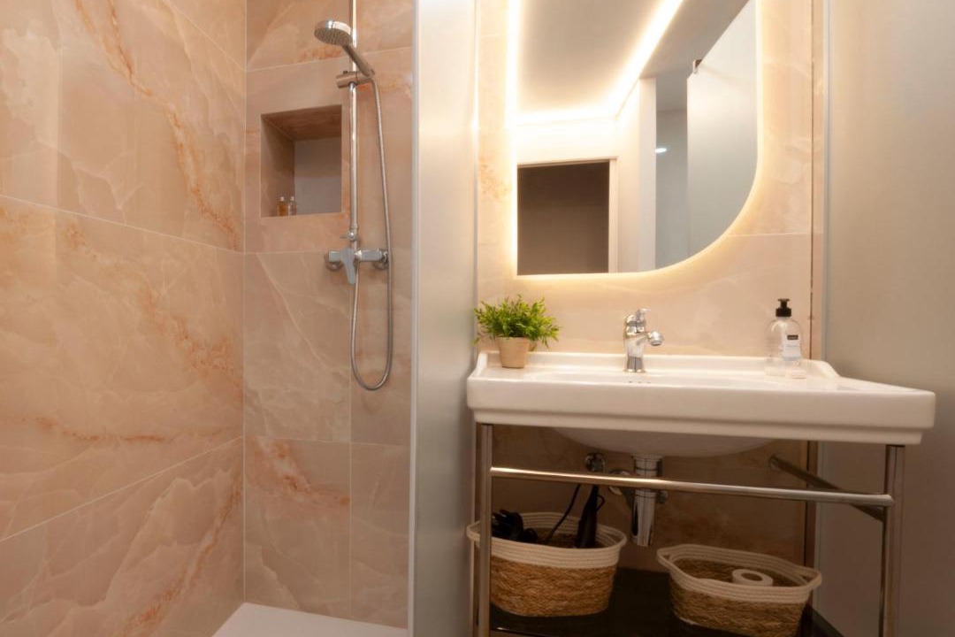 Photo of Bathroom in Nou Moles