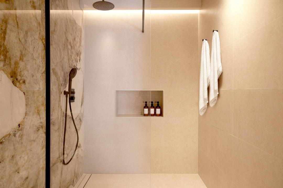 Photo of Bathroom in Aiora
