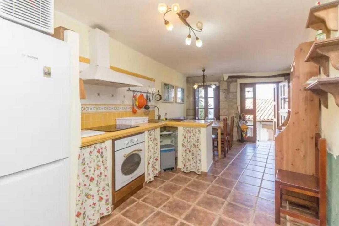 Photo of Kitchen in Lastres