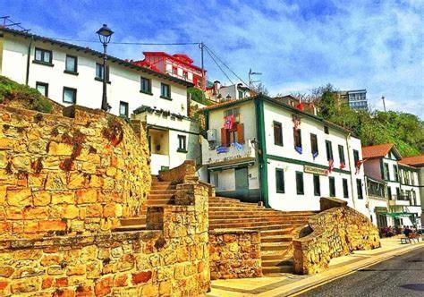 Photo of Buildings in Algorta