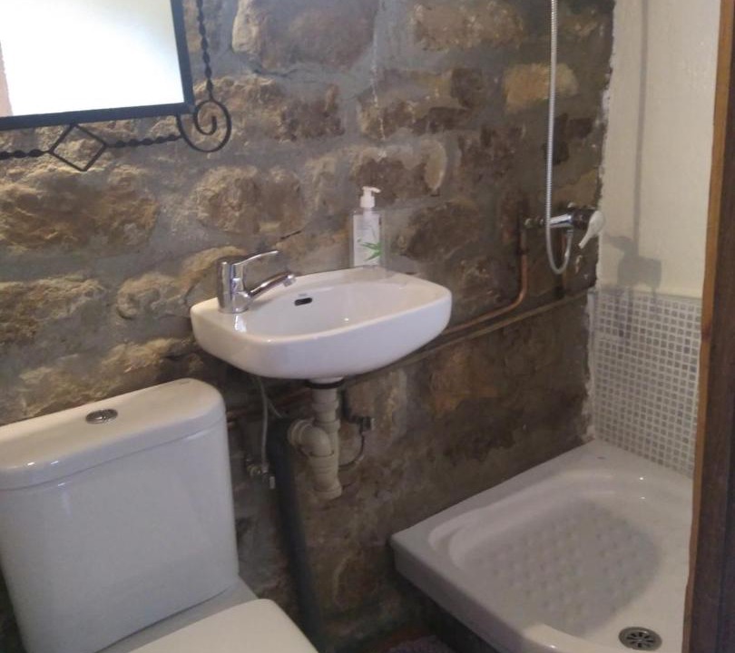 Photo of Bathroom in Yera