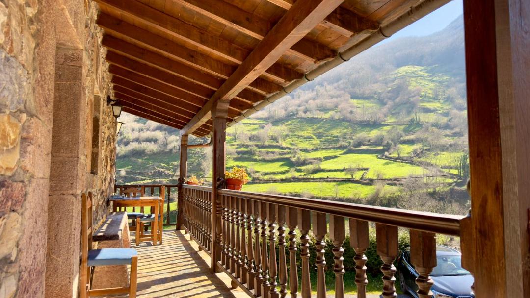 Photo of Patio Balcony in Villar de Vildas