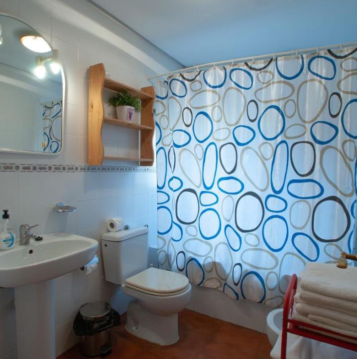 Photo of Bathroom in Robledillo de la Jara