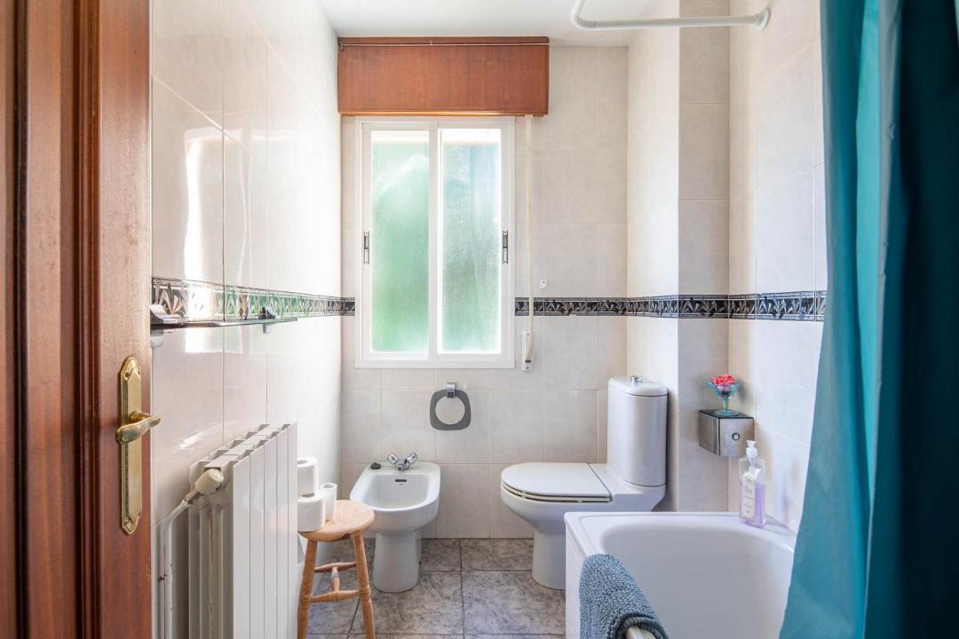 Photo of Bathroom in Callobre