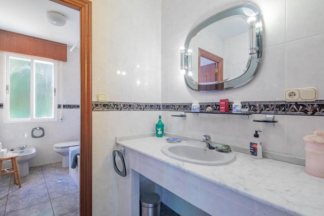 Photo of Bathroom in Callobre