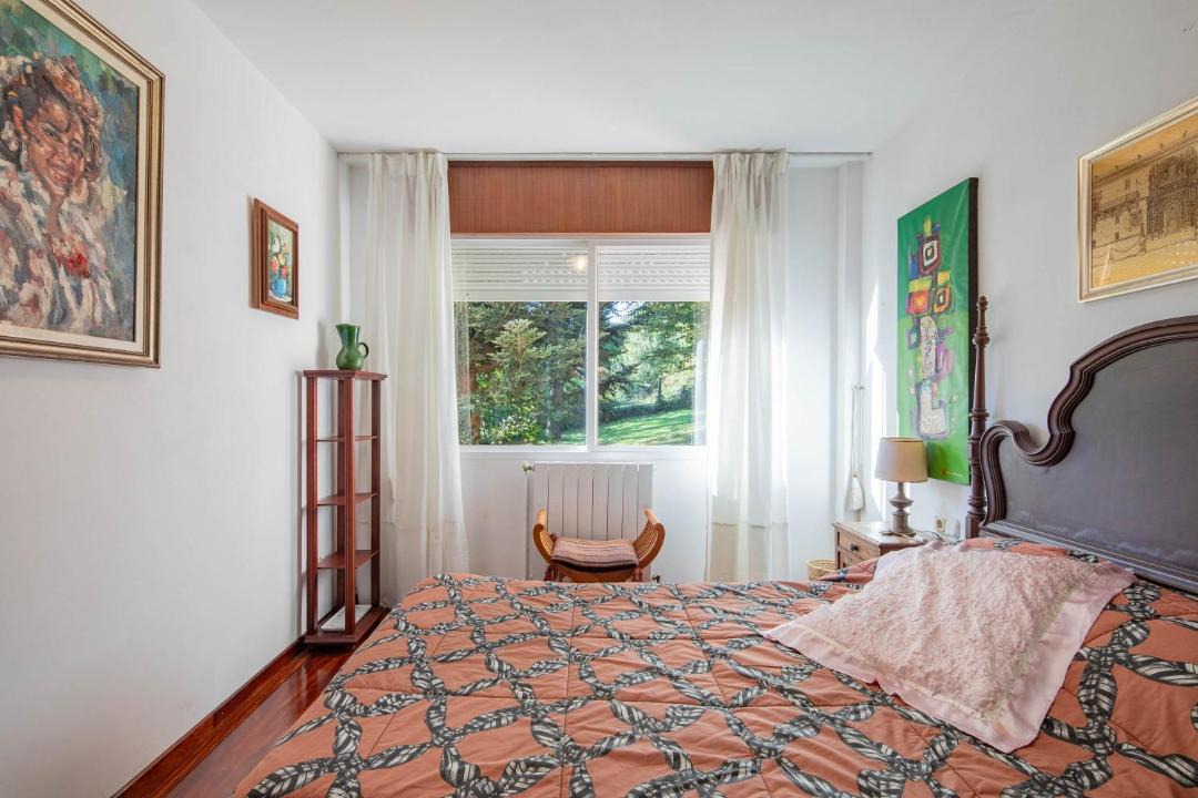 Photo of Bedroom in Callobre
