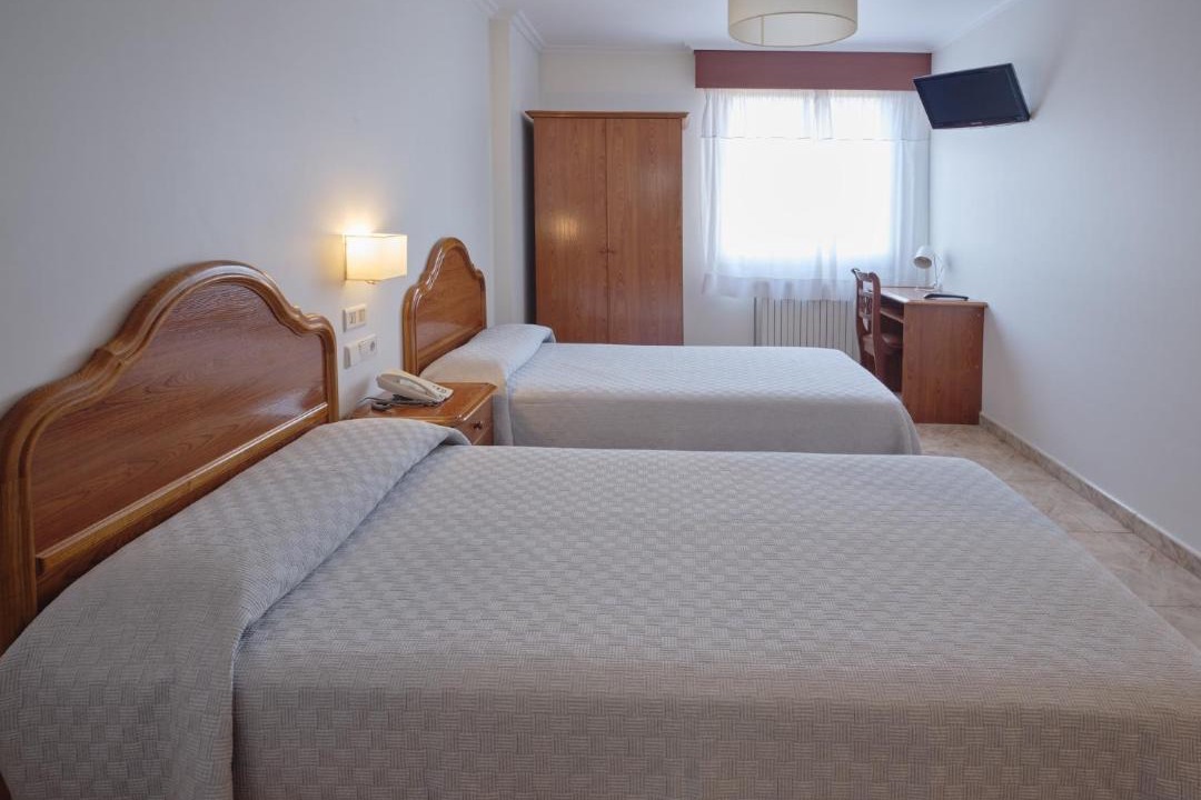 Photo of Bedroom in Naron