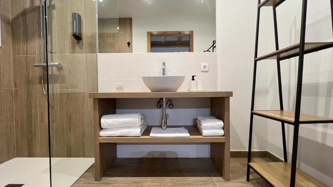 Photo of Bathroom in San Miguel de Bernuy