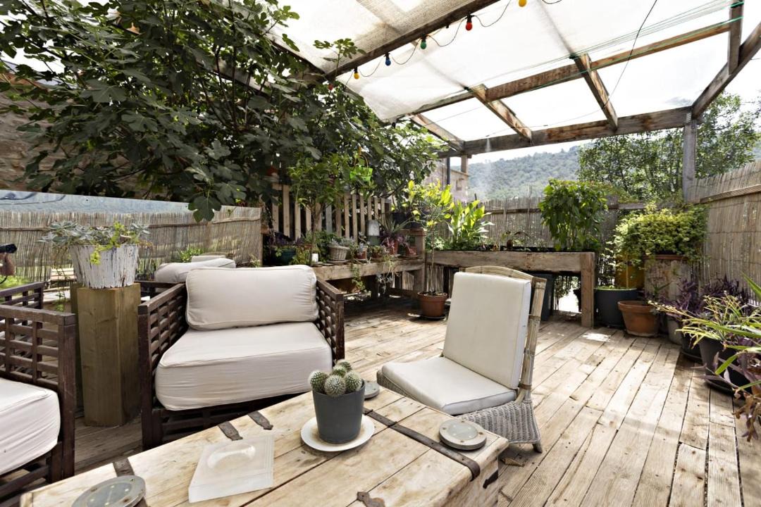 Photo of Patio Balcony in Ponts
