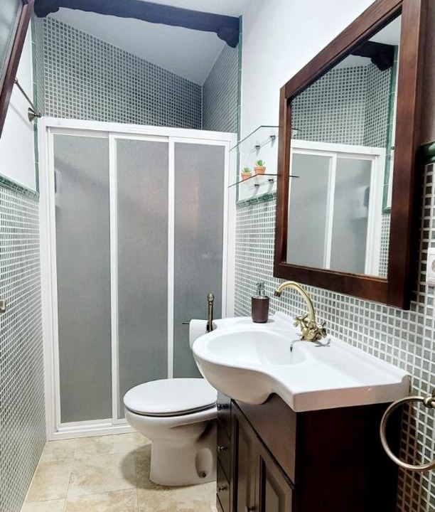Photo of Bathroom in Benatae