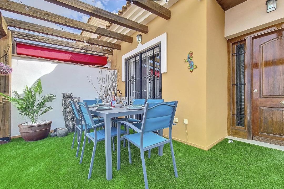 Photo of Patio Balcony in El Carmoli