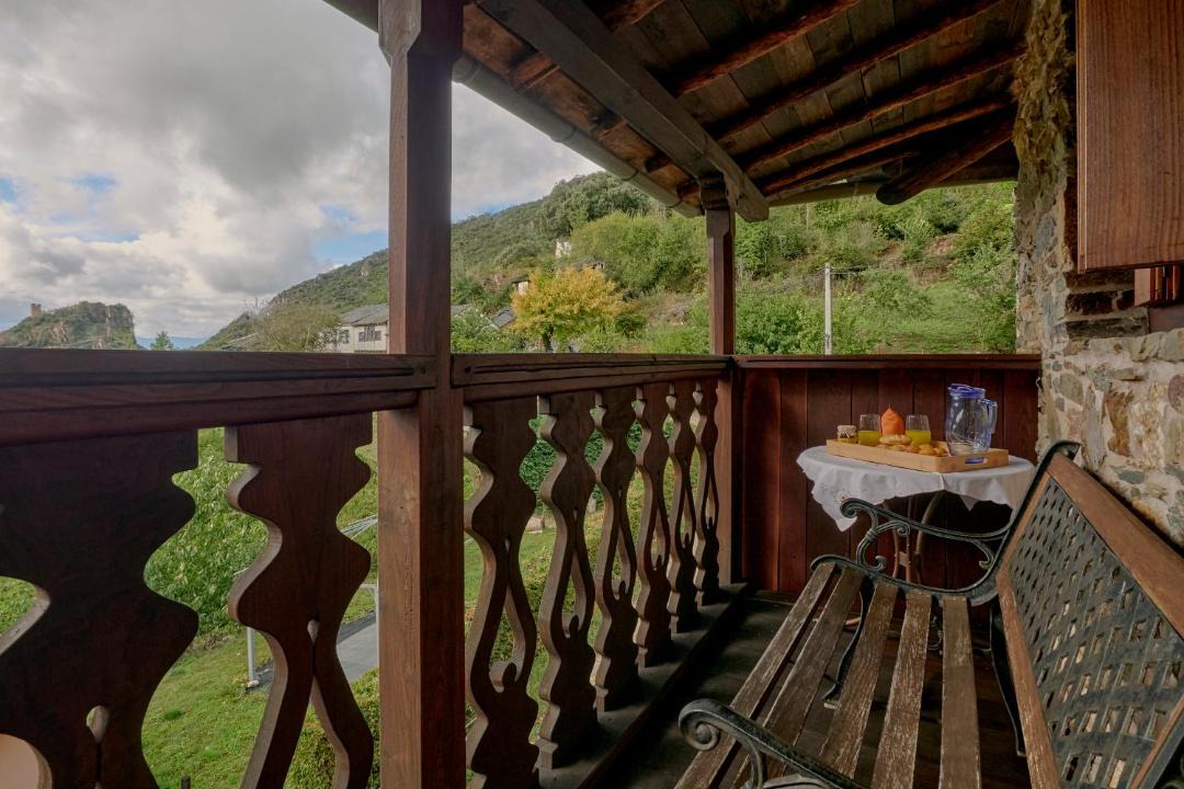 Photo of Patio Balcony in Priaranza del Bierzo