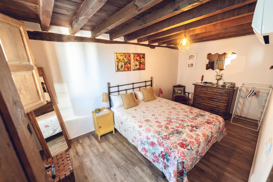 Photo of Bedroom in Villanueva De La Vera