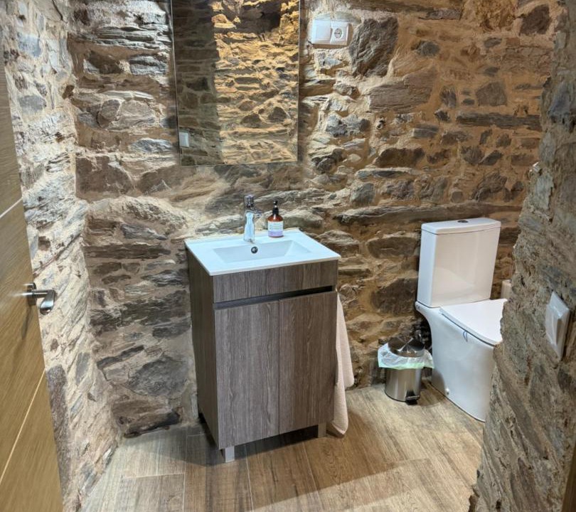 Photo of Bathroom in Alcanices