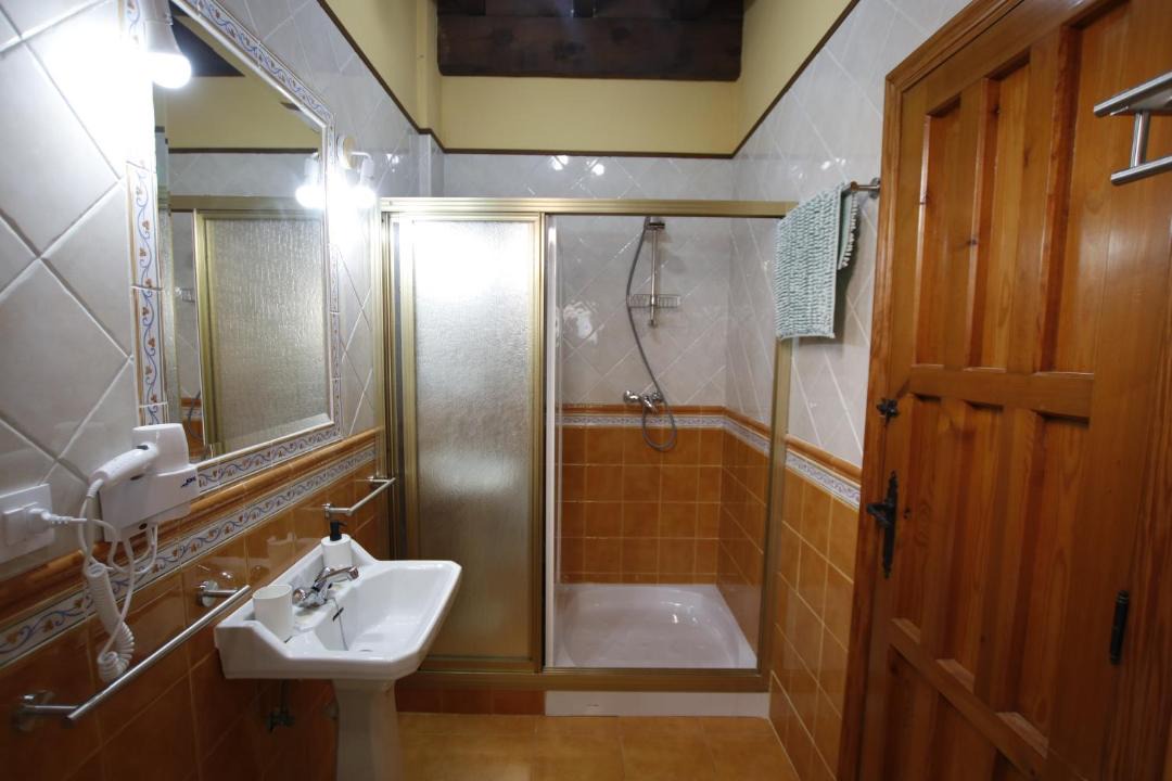 Photo of Bathroom in Jaraiz de la Vera