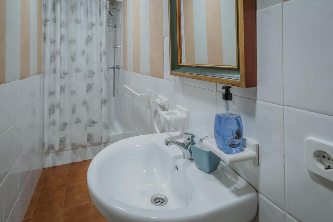 Photo of Bathroom in Moarves de Ojeda