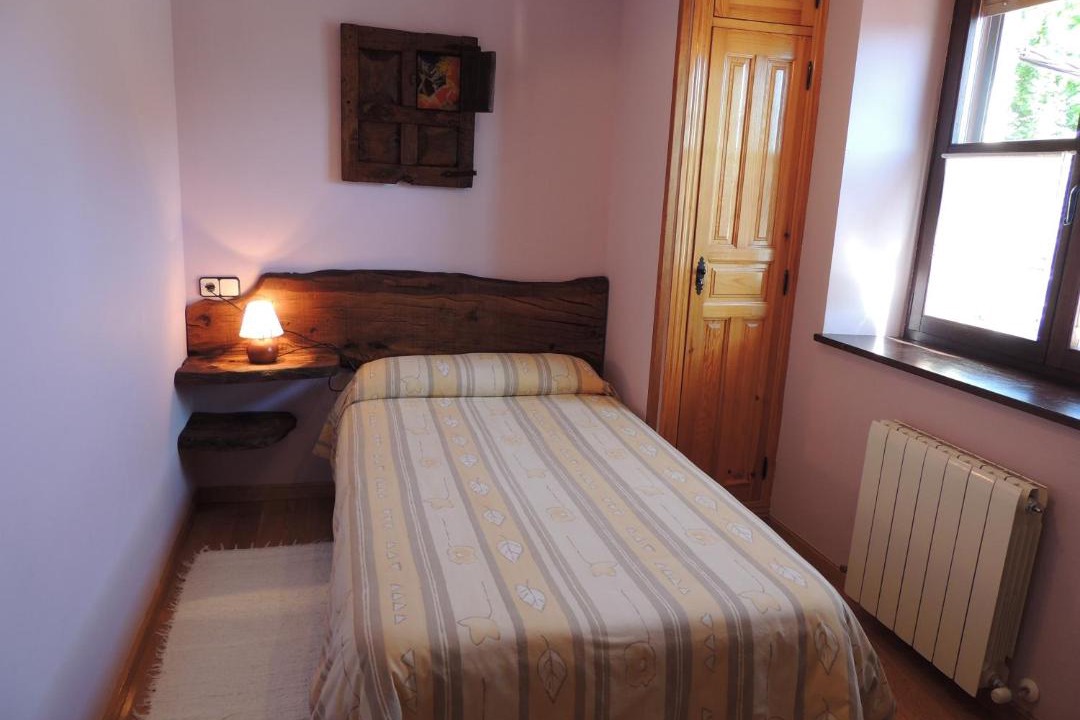 Photo of Bedroom in Tarilonte de la Pena
