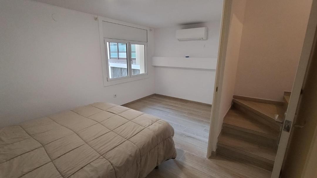 Photo of Bedroom in Roses Town Center