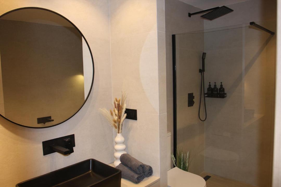 Photo of Bathroom in Haro