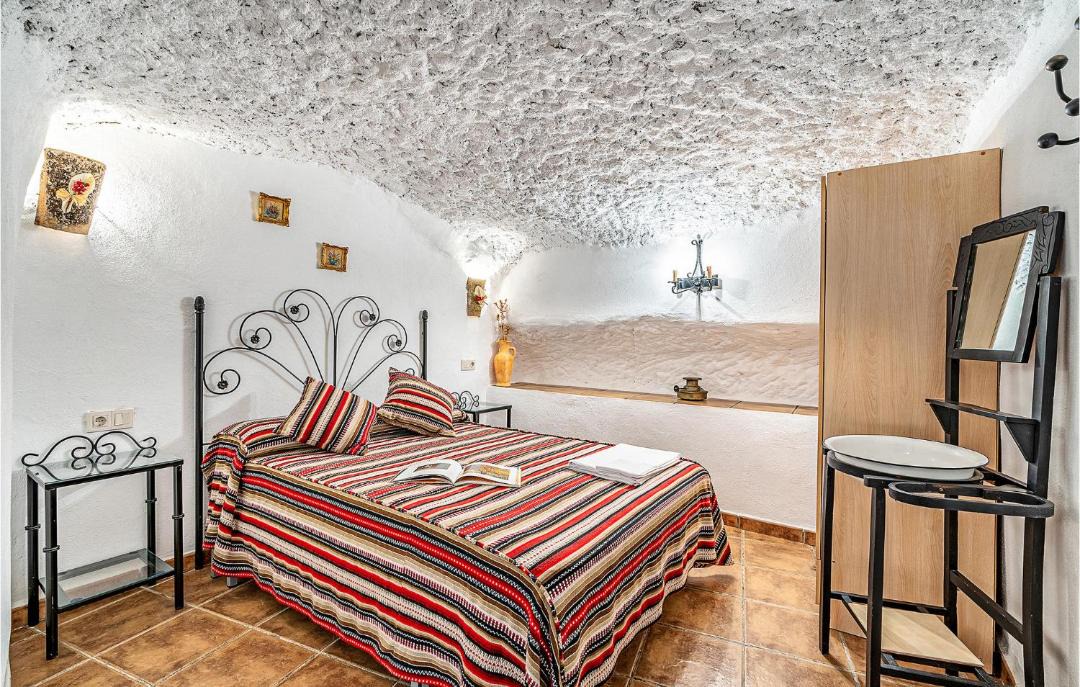 Photo of Bedroom in Cuevas del Campo