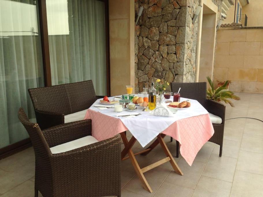 Photo of Patio Balcony in Es Capdella