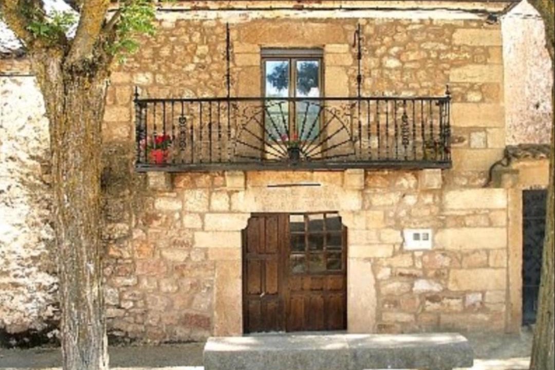 Photo of Others in Almajano