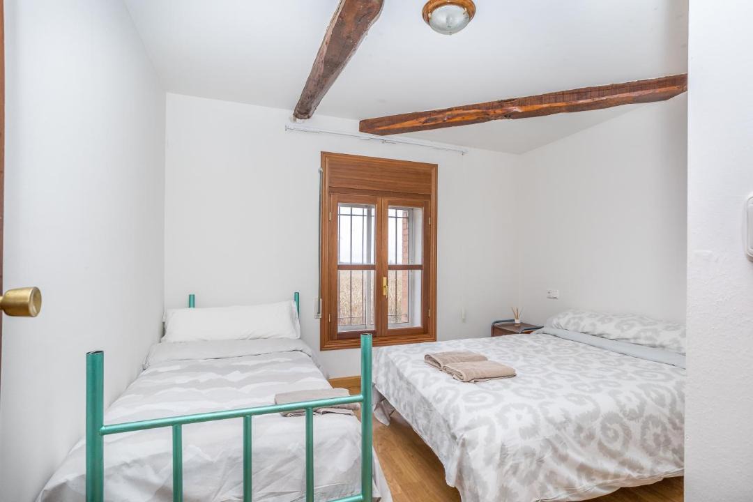 Photo of Bedroom in Villamanan