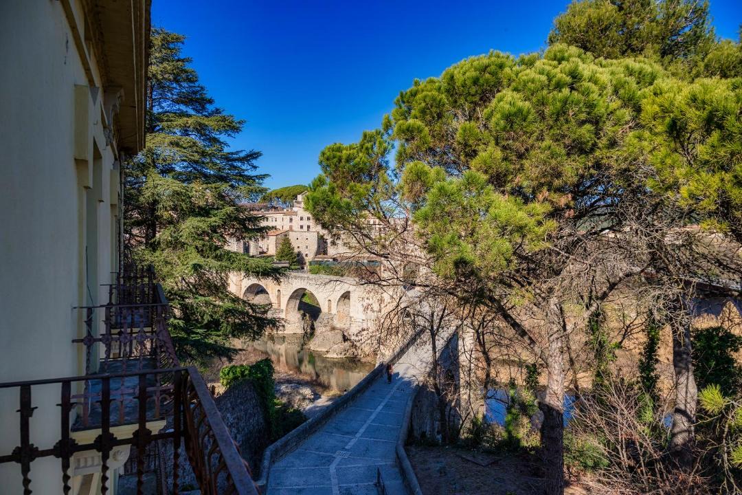 Photo of Others in Besalu