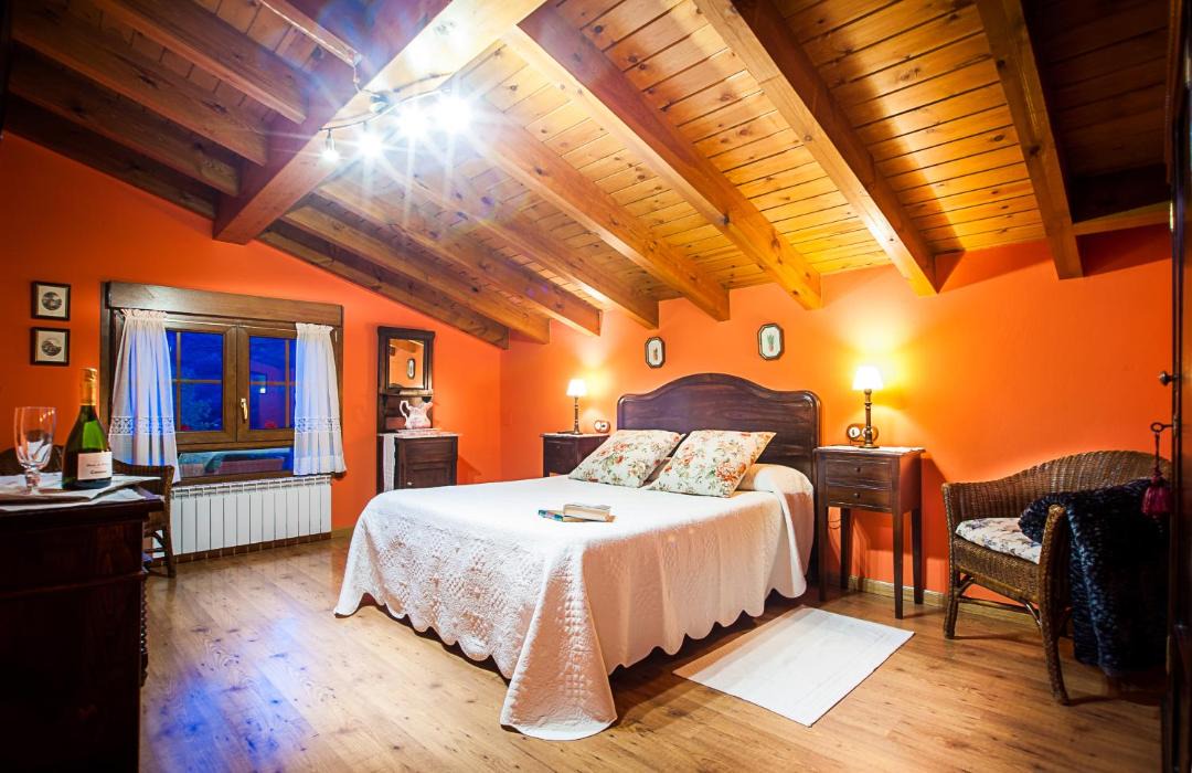 Photo of Bedroom in Santianes de Ola