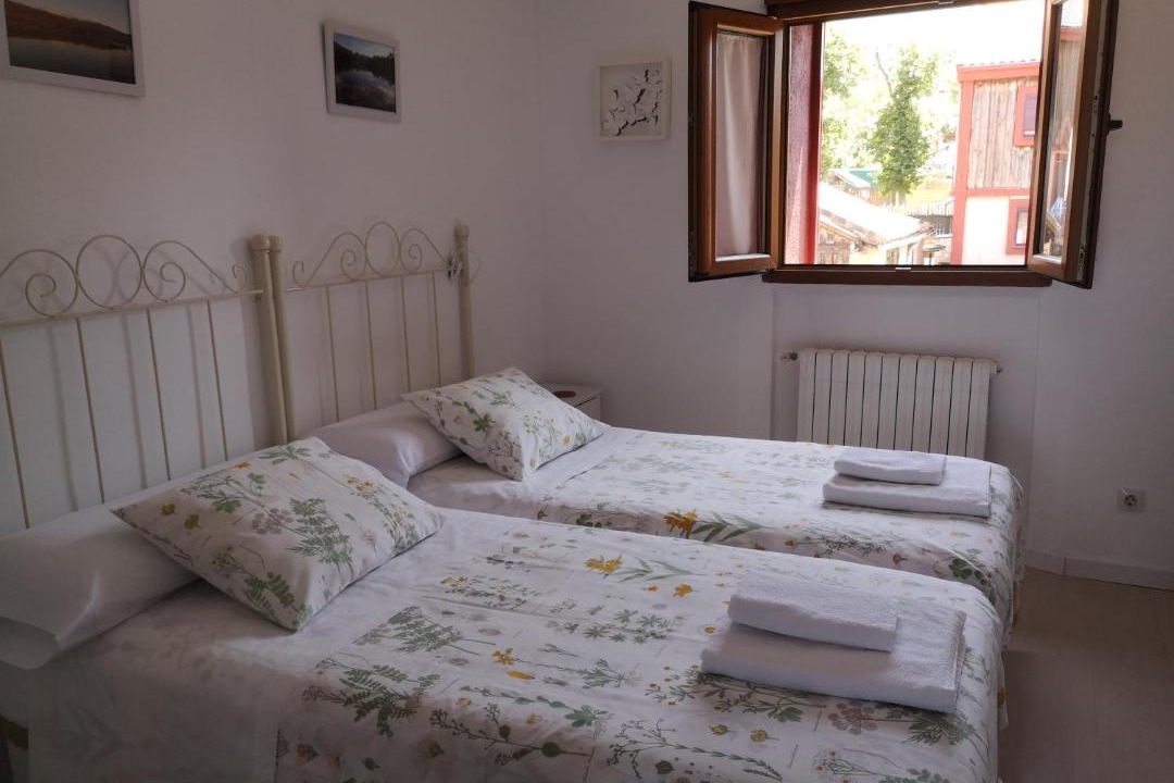 Photo of Bedroom in La Pradera de Navalhorno