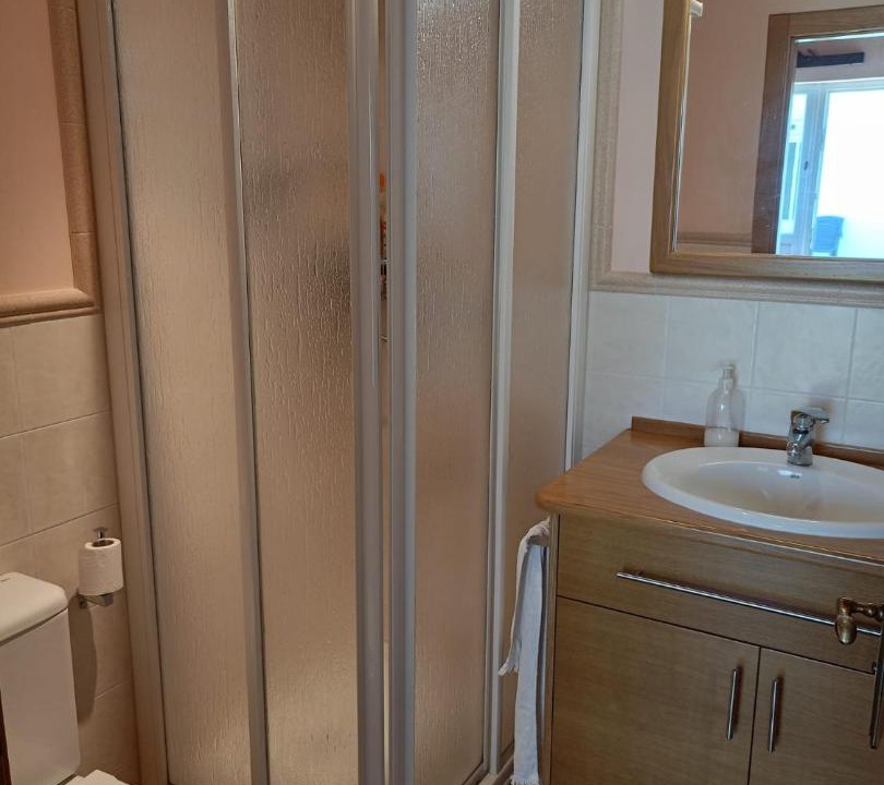 Photo of Bathroom in Faro