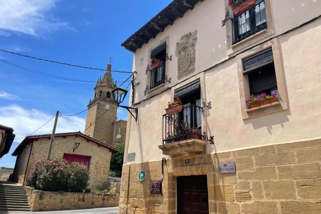 Photo of Buildings in Zarraton