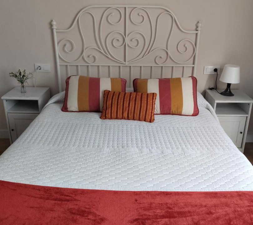 Photo of Bedroom in Betanzos Old Town