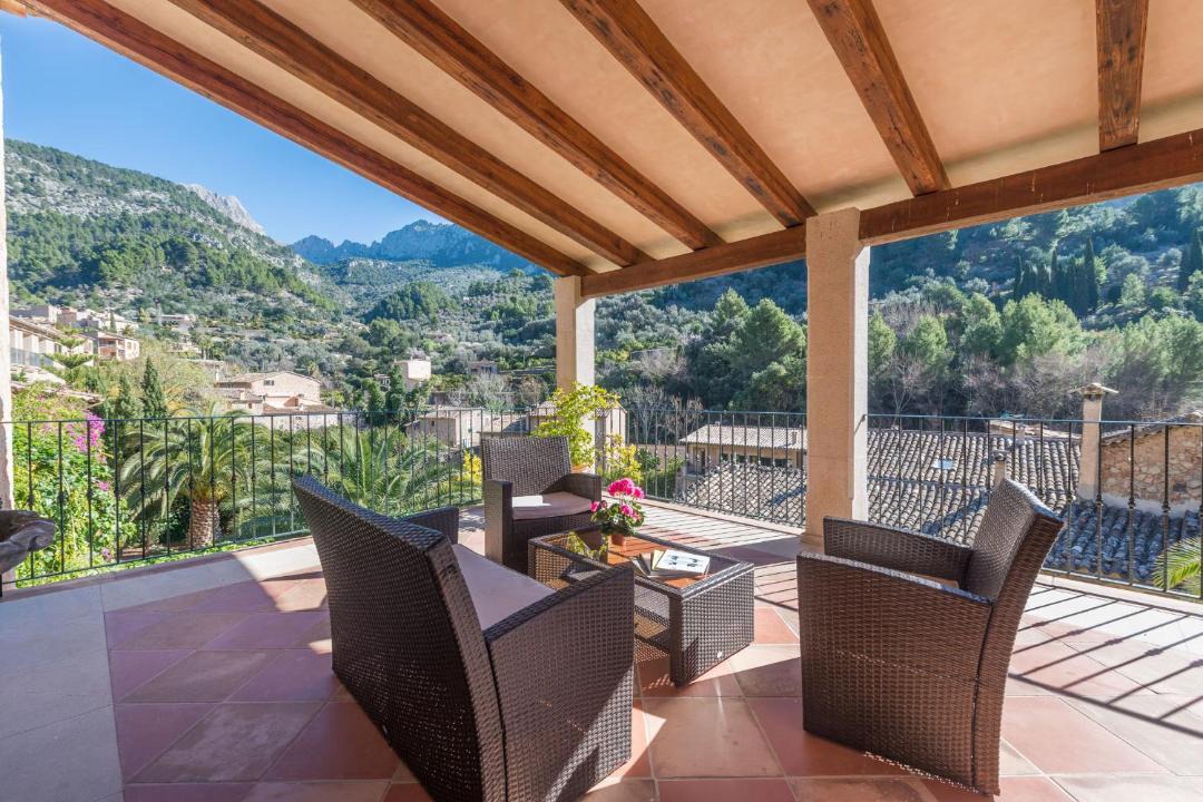 Photo of Patio Balcony in Fornalutx