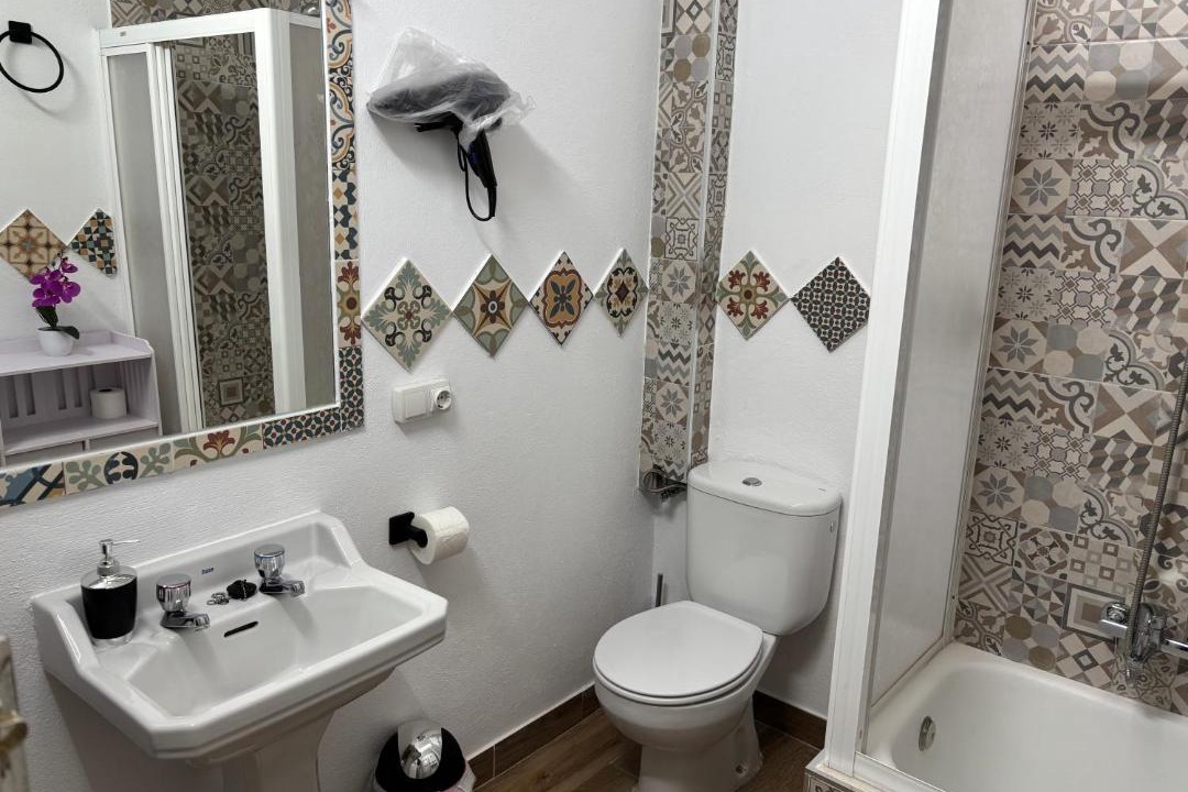 Photo of Bathroom in Quesada