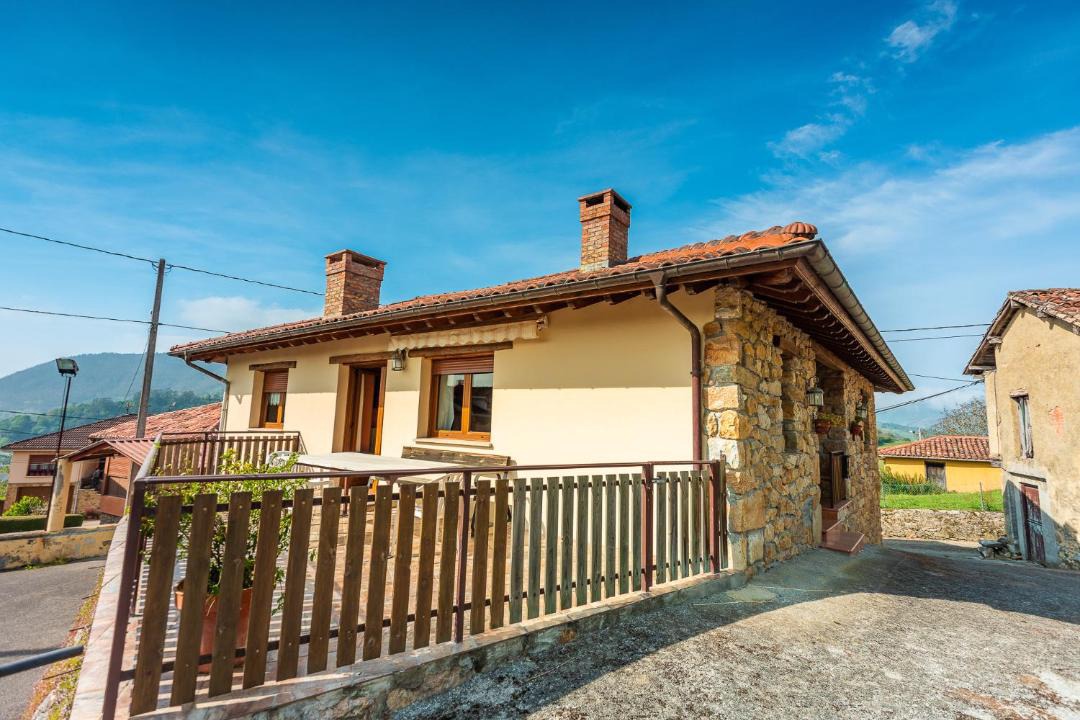 Photo of Others in Pilona