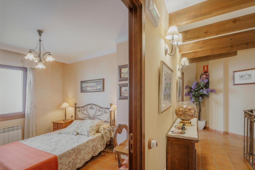 Photo of Bedroom in Castrojimeno