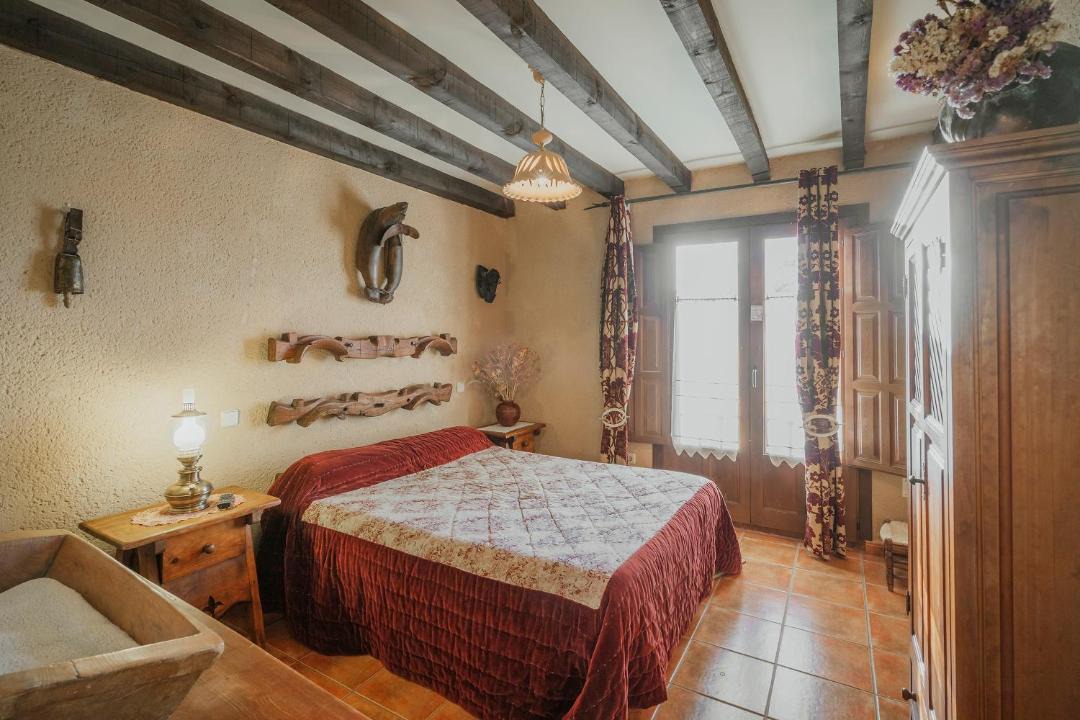 Photo of Bedroom in Turrubuelo