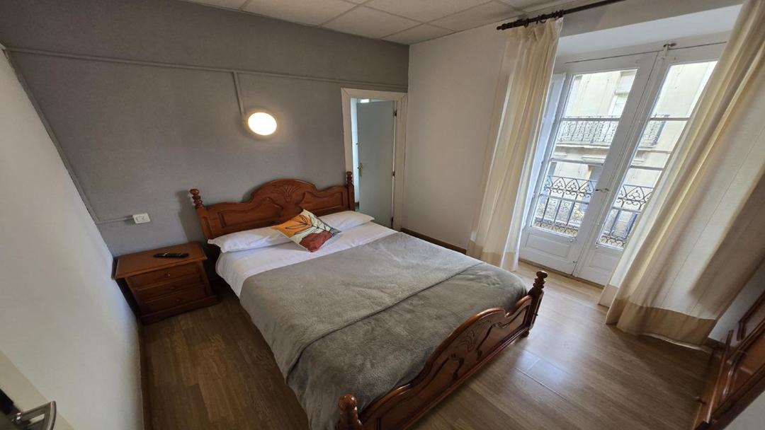 Photo of Bedroom in Haro
