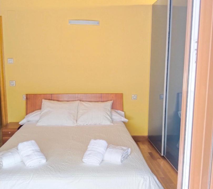 Photo of Bedroom in Oyon