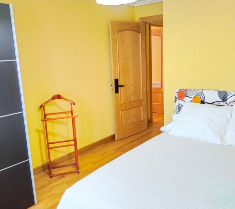 Photo of Bedroom in Oyon