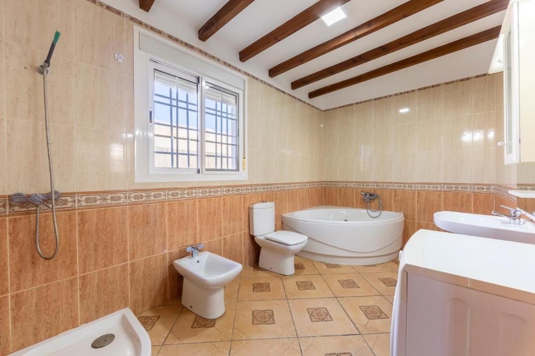 Photo of Bathroom in Pujaire