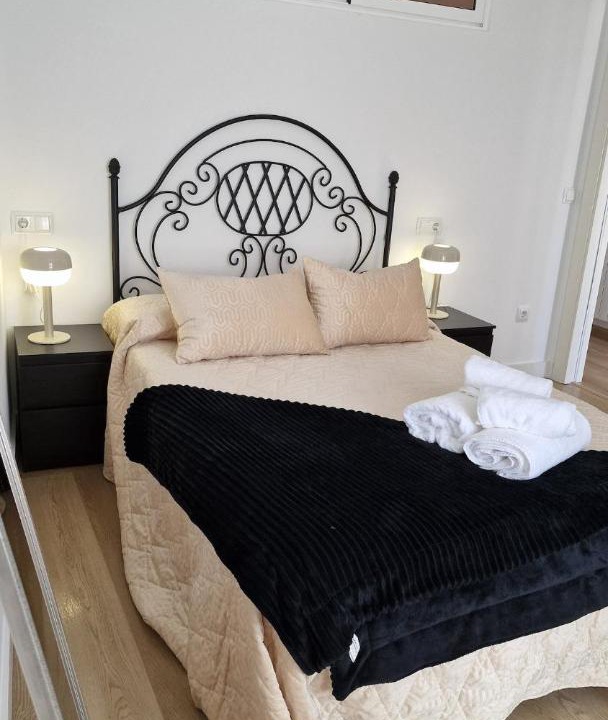 Photo of Bedroom in Cee