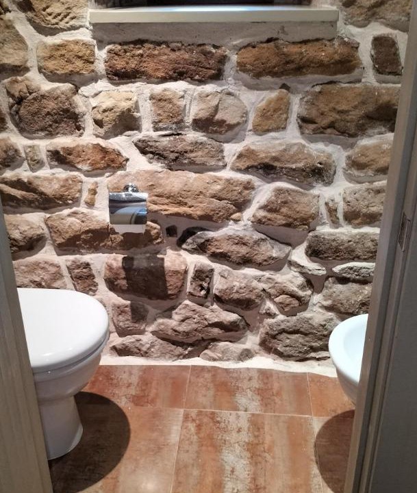 Photo of Bathroom in Castrillo de Valdelomar