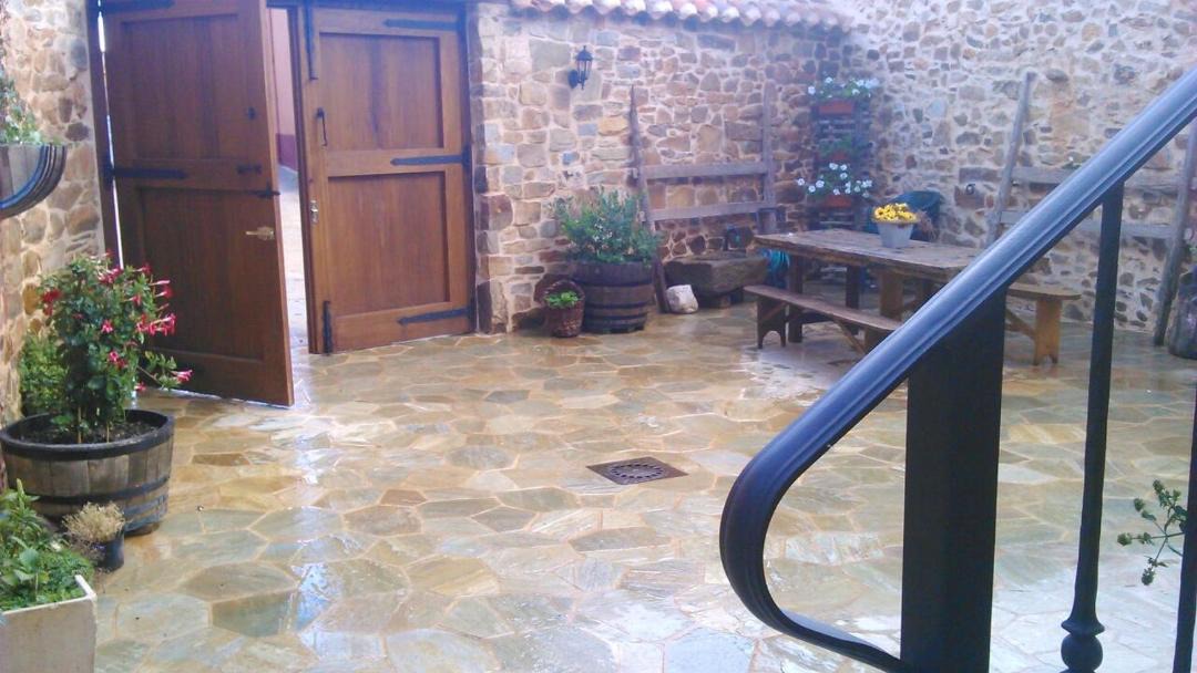 Photo of Others in Combarros