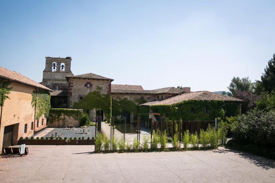 Photo of Others in Santa Maria de Mave